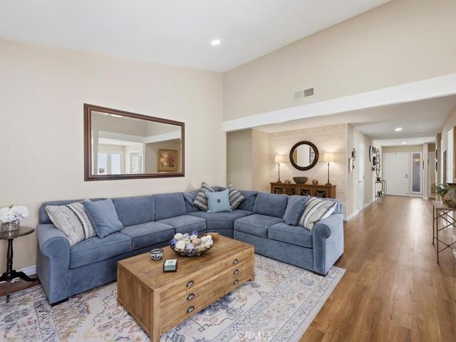 27735 Via Rodrigo, Mission Viejo, CA 92692