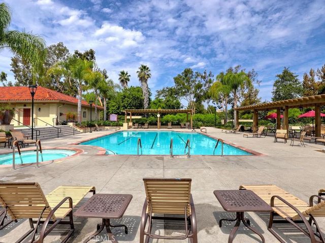 27735 Via Rodrigo, Mission Viejo, CA 92692