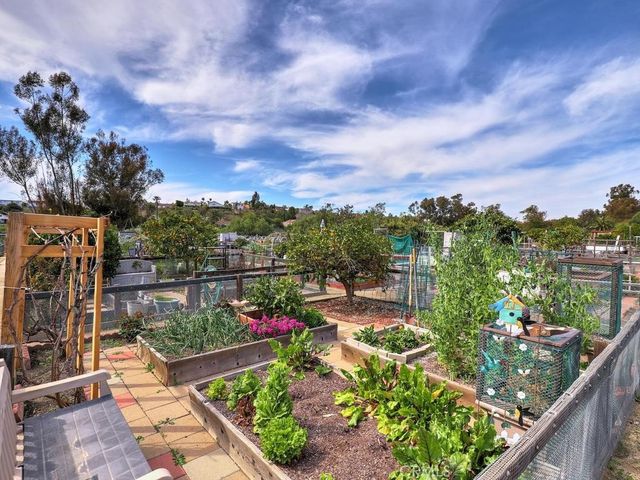 27735 Via Rodrigo, Mission Viejo, CA 92692