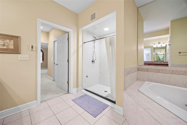 402 Providence Ct, Adams Twp, PA 16059