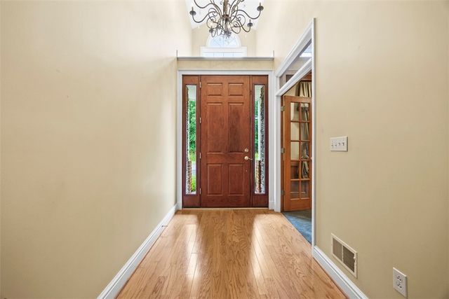 402 Providence Ct, Adams Twp, PA 16059