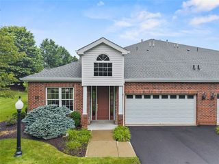 402 Providence Ct, Adams Twp, PA 16059