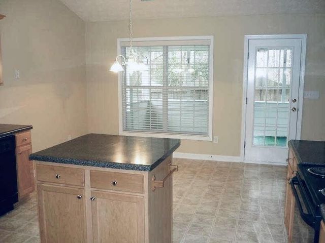 1118 Low Water Way, Lawrenceville, GA 30045