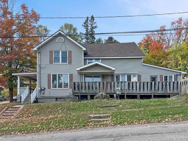 200 W Fleshiem Street, Iron Mountain, MI 49801