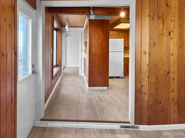 200 W Fleshiem Street, Iron Mountain, MI 49801