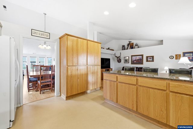 515 NW Hartmann Pl, Sublimity, OR 97385