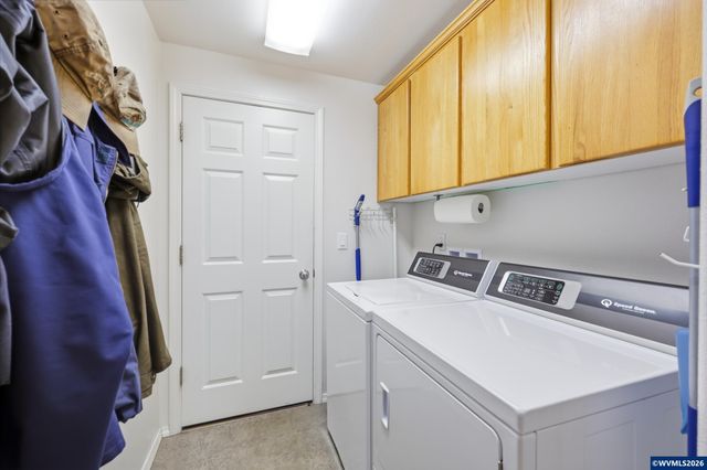 515 NW Hartmann Pl, Sublimity, OR 97385