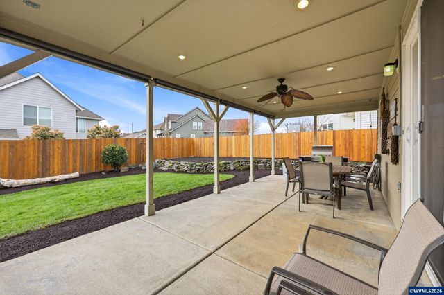 515 NW Hartmann Pl, Sublimity, OR 97385