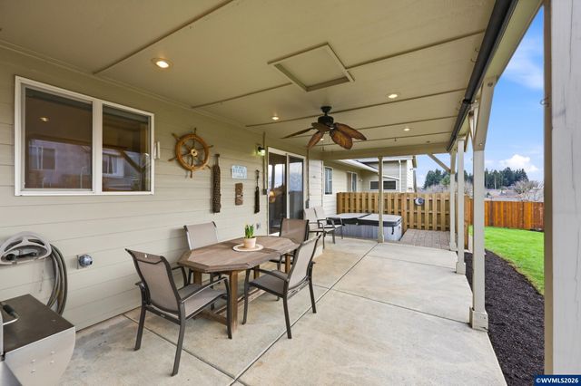 515 NW Hartmann Pl, Sublimity, OR 97385