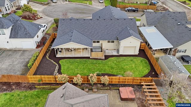 515 NW Hartmann Pl, Sublimity, OR 97385