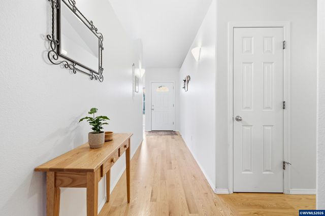 515 NW Hartmann Pl, Sublimity, OR 97385