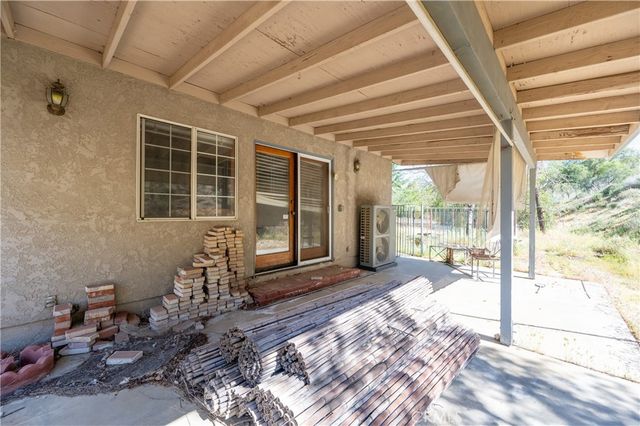 8138 Clayvale, Agua Dulce, CA 91390
