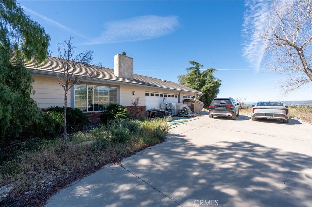 Image 1 of property listing at 8138 Clayvale, Agua Dulce, CA 91390