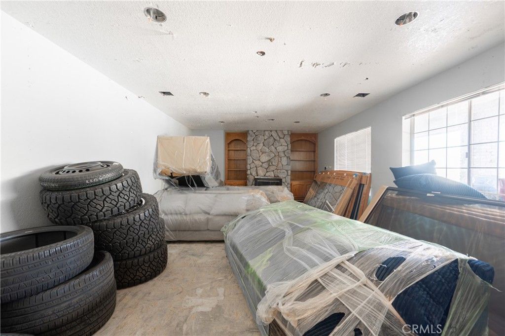 Image 22 of property listing at 8138 Clayvale, Agua Dulce, CA 91390