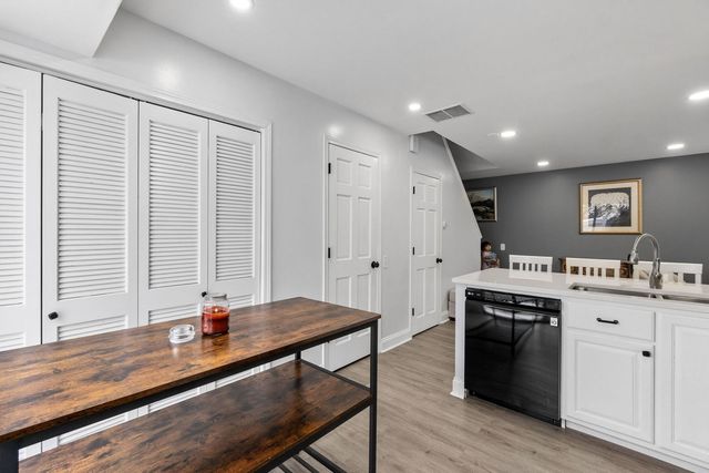 1688 Normantown Road, Naperville, IL 60564