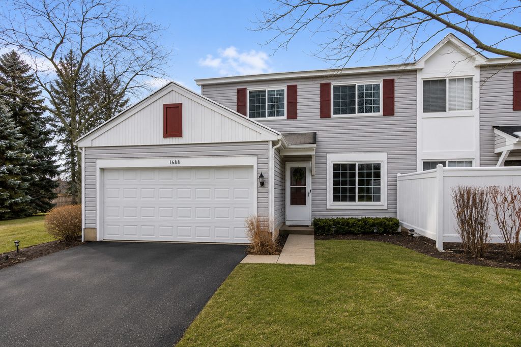 1688 Normantown Road, Naperville, IL 60564