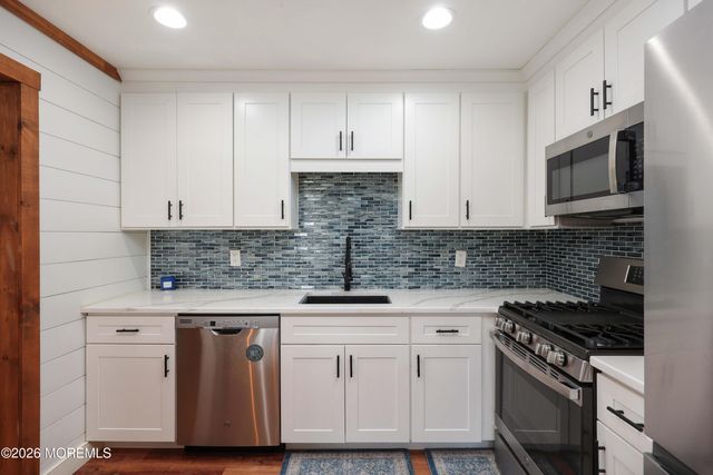 605 Begonia Court, Jackson, NJ 08527