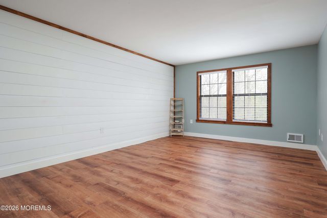 605 Begonia Court, Jackson, NJ 08527