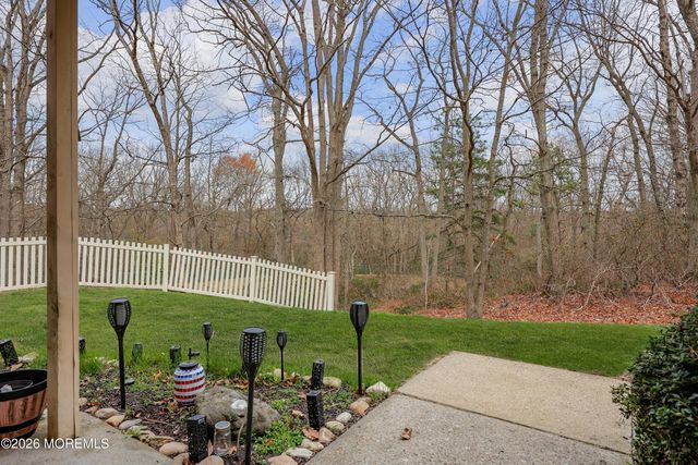 605 Begonia Court, Jackson, NJ 08527