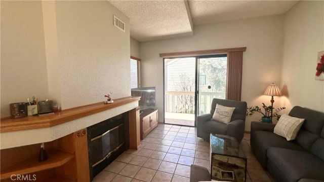 4900 N Grand 206, Covina, CA 91724
