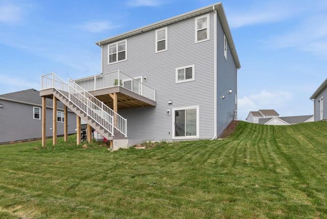 1715 Boulder PASS, Port Washington, WI 53074