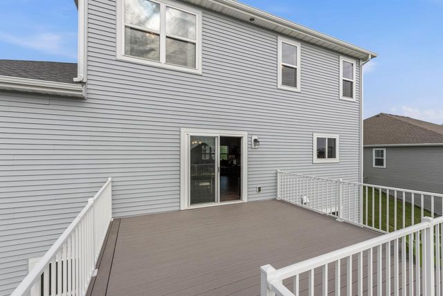 1715 Boulder PASS, Port Washington, WI 53074