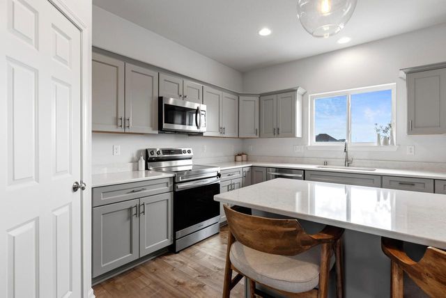 1715 Boulder PASS, Port Washington, WI 53074