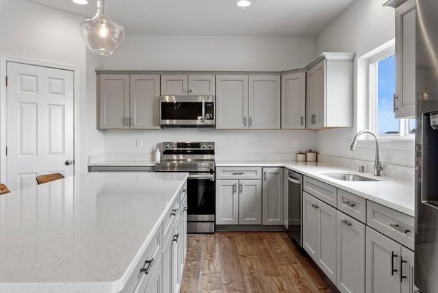 1715 Boulder PASS, Port Washington, WI 53074