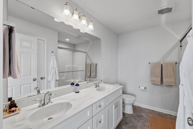 1715 Boulder PASS, Port Washington, WI 53074