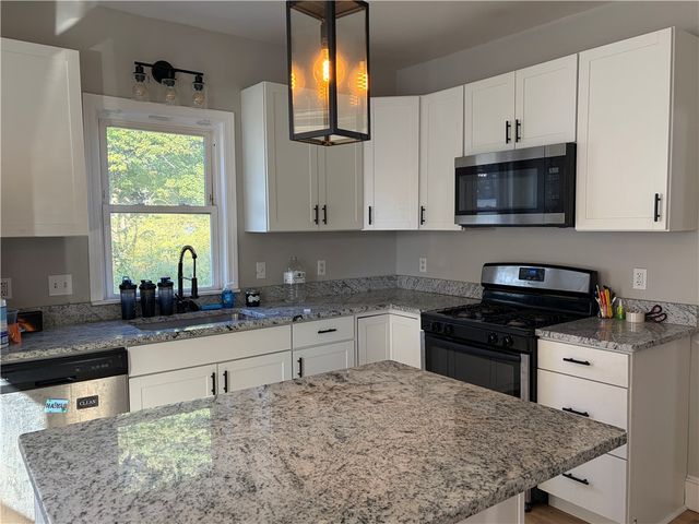 272 Veazie Street, Providence, RI 02904