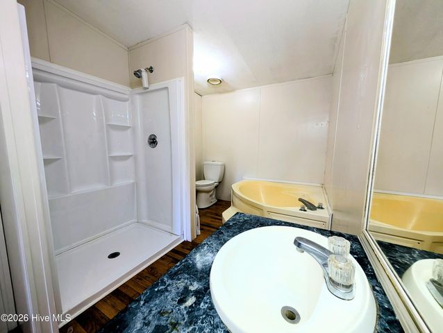1145 Queens Way NE, Leland, NC 28451