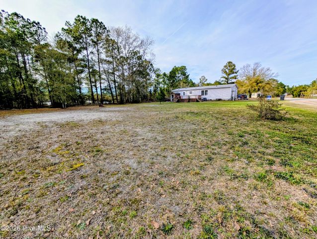 1145 Queens Way NE, Leland, NC 28451