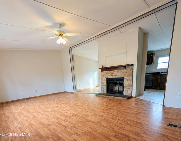 1145 Queens Way NE, Leland, NC 28451