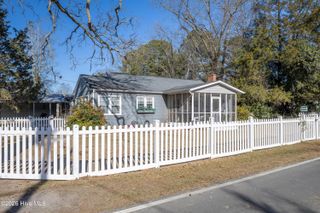 506 W Clinton Street, Roseboro, NC 28382