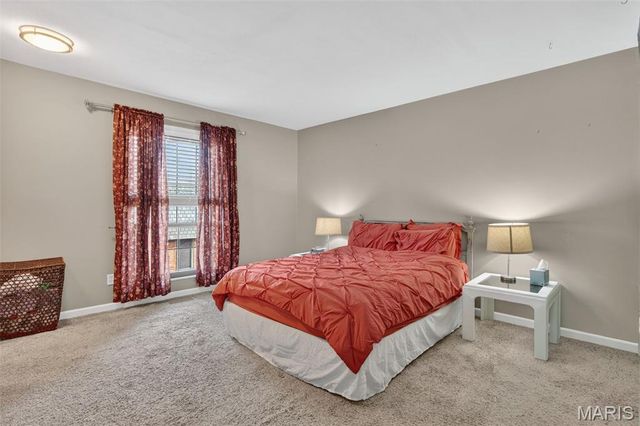 4262 Eiffel Drive, St George, MO 63125