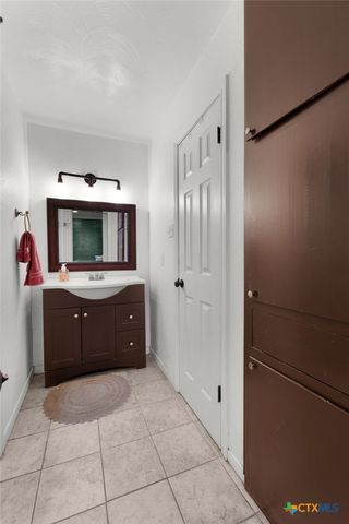 324 County Road 4932, Kempner, TX 76539