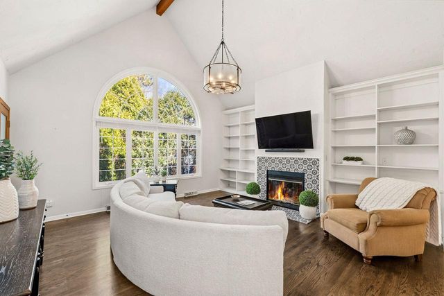 738 Elm Grove ROAD, Elm Grove, WI 53122