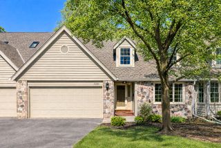 738 Elm Grove ROAD, Elm Grove, WI 53122