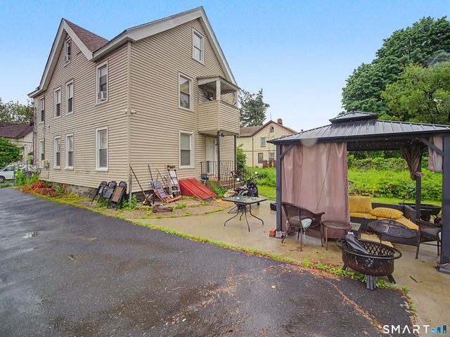 319 Carroll Avenue, Bridgeport, CT 06607