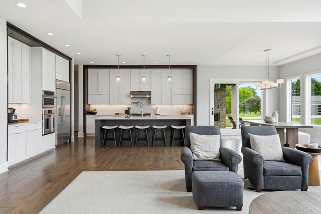 S17W30381 Hazeltine COURT, Waukesha, WI 53188