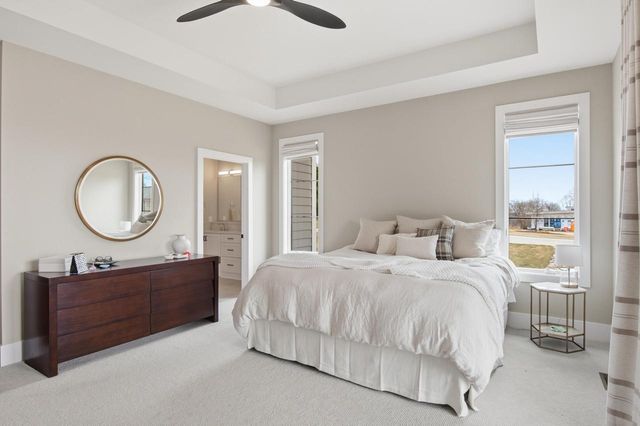 S17W30381 Hazeltine COURT, Waukesha, WI 53188