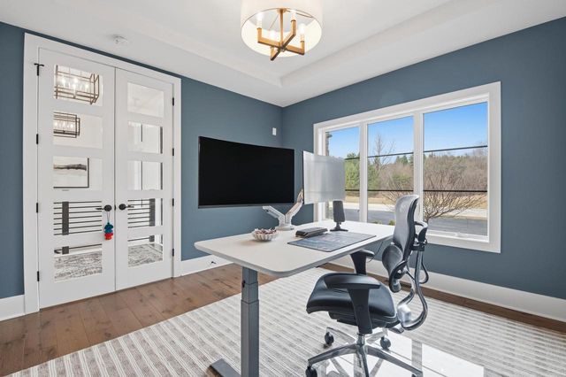 S17W30381 Hazeltine COURT, Waukesha, WI 53188