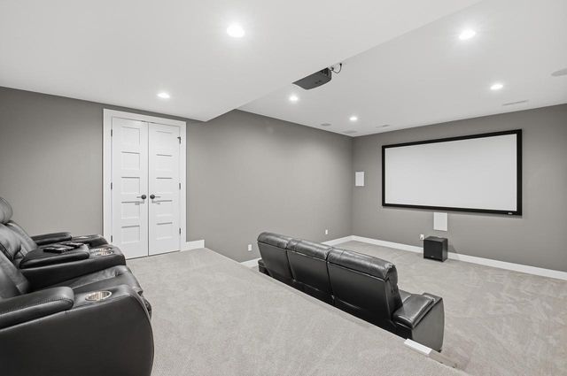 S17W30381 Hazeltine COURT, Waukesha, WI 53188