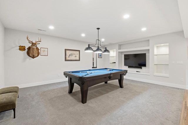 S17W30381 Hazeltine COURT, Waukesha, WI 53188