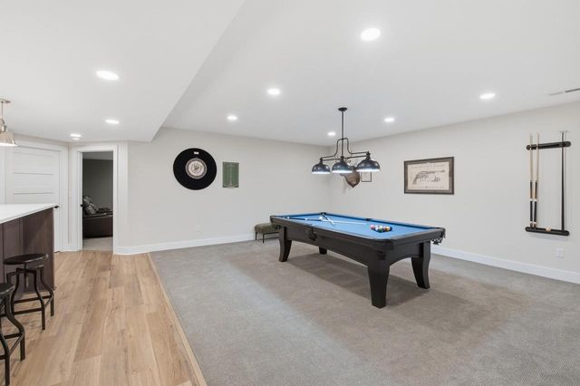 S17W30381 Hazeltine COURT, Waukesha, WI 53188