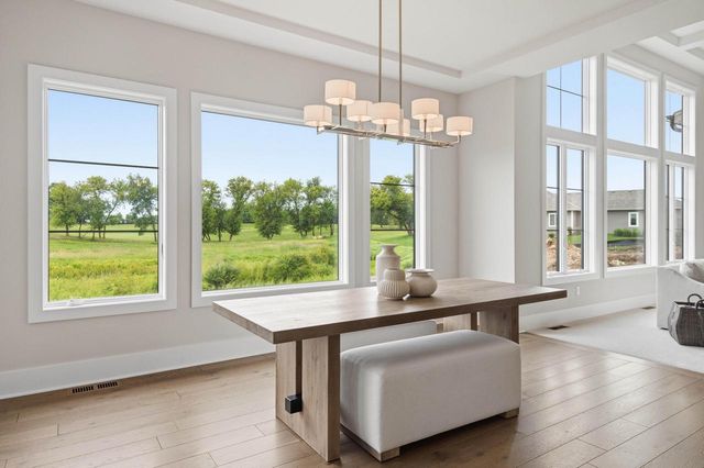 S17W30381 Hazeltine COURT, Waukesha, WI 53188
