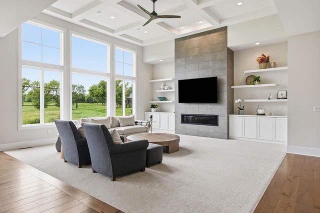 S17W30381 Hazeltine COURT, Waukesha, WI 53188