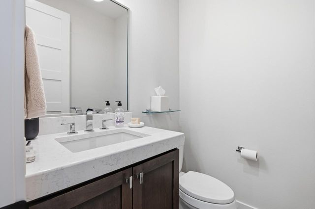 S17W30381 Hazeltine COURT, Waukesha, WI 53188