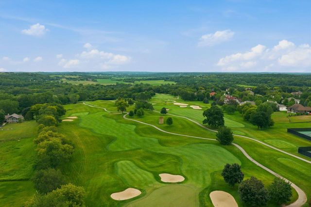 S17W30381 Hazeltine COURT, Waukesha, WI 53188