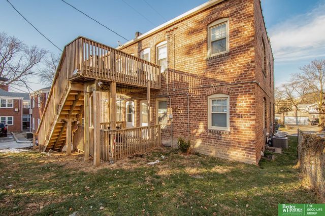 3155 jackson Street, Omaha, NE 68105